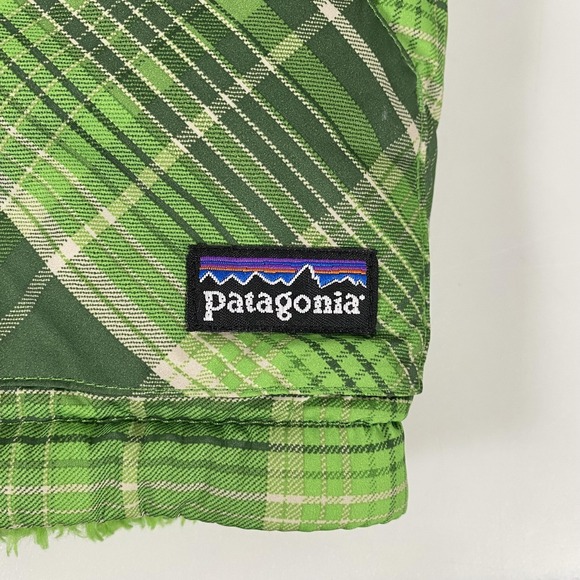 Patagonia Jacket Infant 6M Green Plaid Hooded Sherpa Fleece Lined Winter Outdoor - Picture 2 of 13